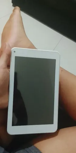 Tablet infantil semi-novo