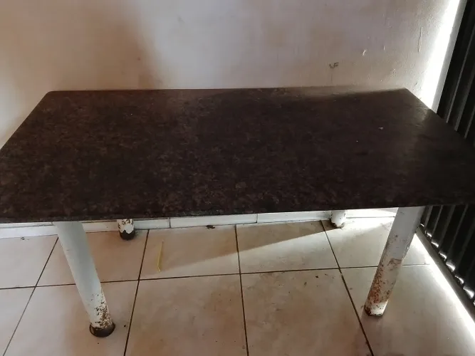 Mesa marmore