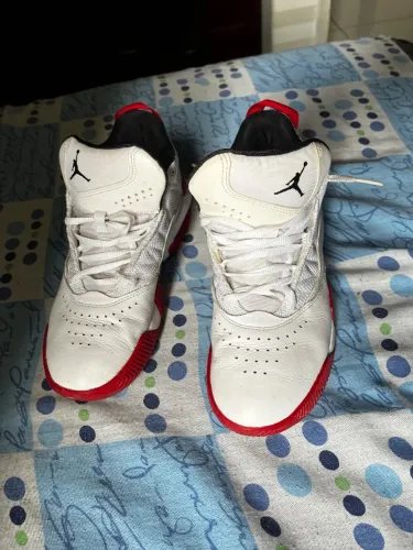 Nike Air Jordan Stay Loyal Original Branco e Vermelho ? Tam. 40