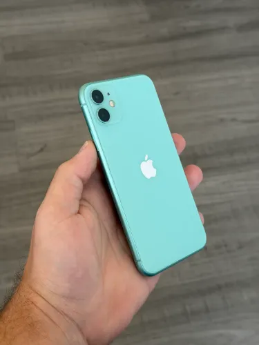 iPhone 11 64gb Verde água