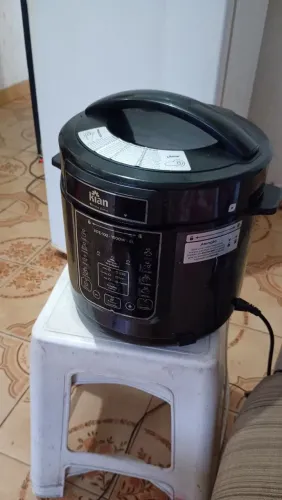 Vendo uma panela de pressão 300 reais usada apenas uma vez ..ou troco máquina de jato