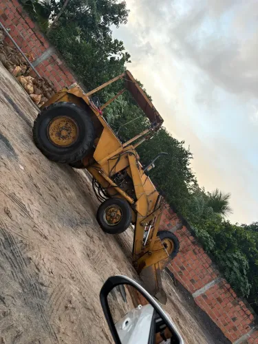Pá carregadeira pula pula 580h