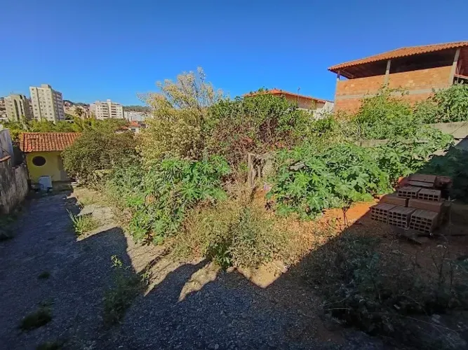 Lote 330m² Bairro Miramar Barreiro Pertinho da Praça Febem
