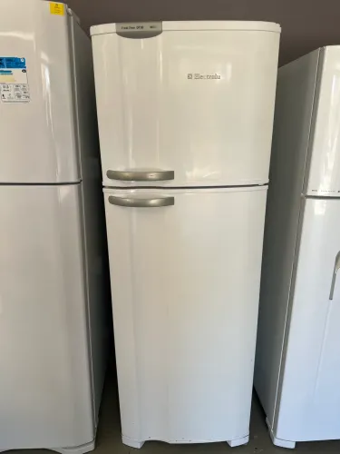 Geladeira Electrolux 340L SEMI- NOVA | LOJA FÍSICA | ENTREGAR |