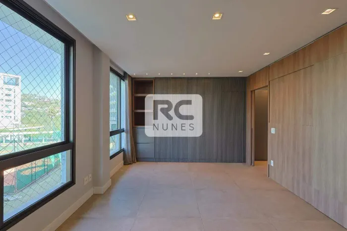 Área privativa com 279m² no Bairro Vale dos Cristais em Nova Lima/MG.