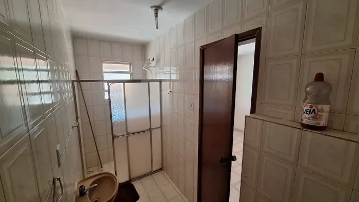 Lindo casa para alugar uma quadra da praia