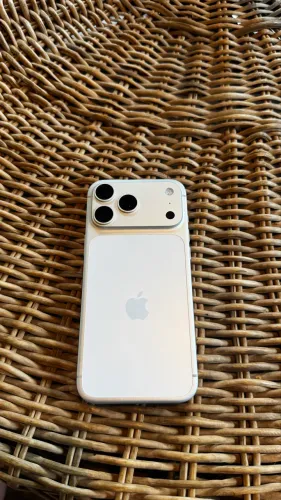 iPhone 17 Pro Max 256GB | 100% de Bateria | Completo na Caixa | Estado de Novo