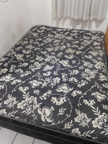 Cama box conjugado casal<br>R$150.00<br>Retirada em Valentina <br>Park cowboy <br>Já está no preço