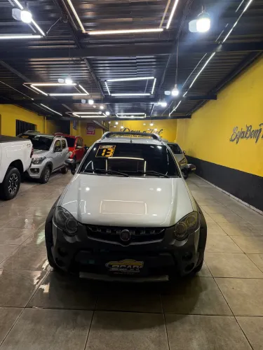 Fiat Strada Adventure 1.8/ 1.8 Locker Flex CE 2013