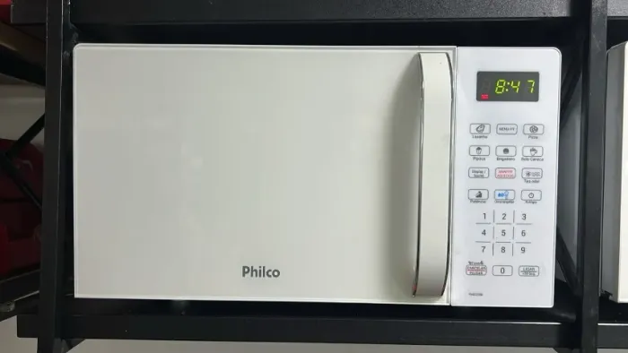 MICROONDAS PHILCO PMO23BB 20 LITROS MUITO NOVO