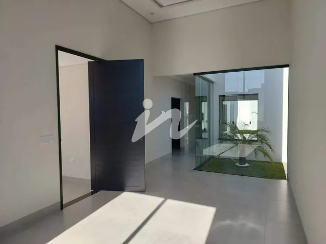 Casa Residencial à venda em Uberlândia (MG) 3 quartos (1 suíte) no Bairro Laranjeiras
