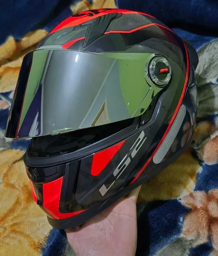 Capacete ls2
