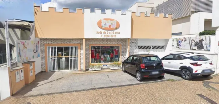 Casa à venda em Valinhos, Vila Embaré, com 2 quartos, com 197.09 m²