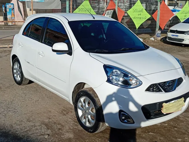 Nissan March SV 1.6 16V Flexstart 5P Mec. 2017