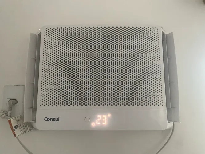 Ar condicionado Cônsul 7500 BTUS Digital