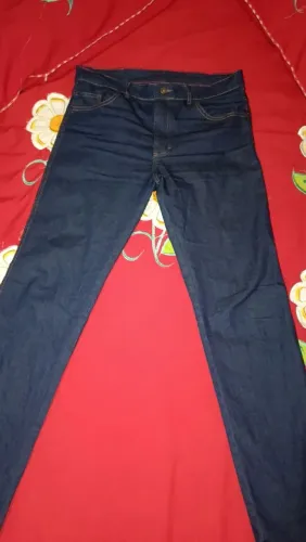 Calça masculina ( tamanho 44)