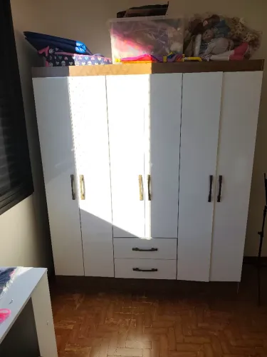 Guarda roupa solteiro 