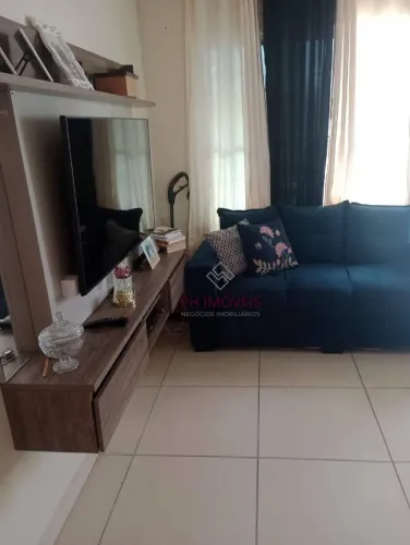 Casa com 2 dormitórios em Condomínio Fechado na Cidade Universitária - 50m²