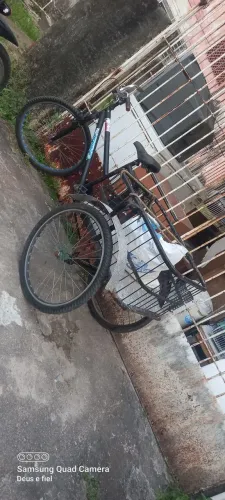 Para quem pensa em ganhar dinheiro  bicicleta de carga no valor de 900,00 