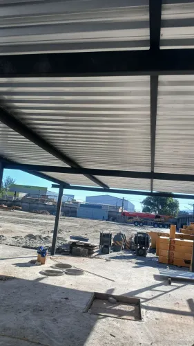 Montagem e fabricação de estruturas metalicas