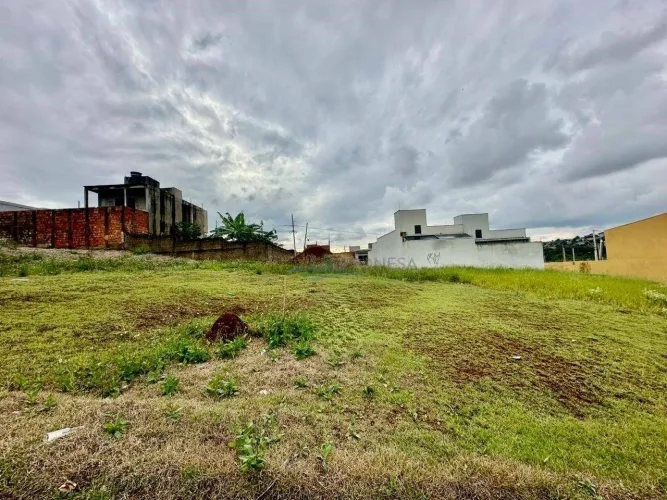 Terreno 250 m² à Venda na Gleba Esperança Região Sul de Londrina Próximo à UEL e Shopping