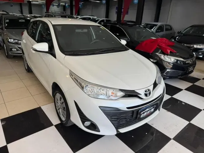Toyota Yaris XL 1.3 Flex 16V 5P Mec. 2020