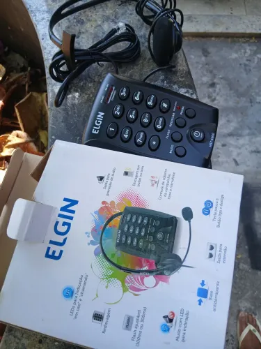 Vende-se fone 
