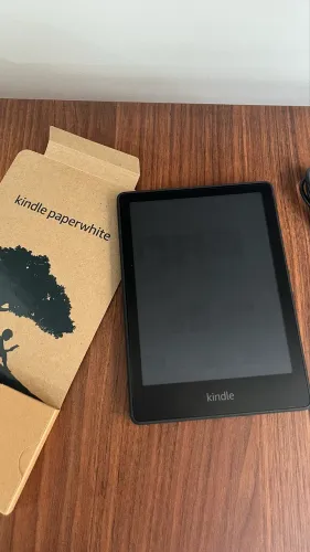 Kindle Paperwhite 11ª geração - Capa + película