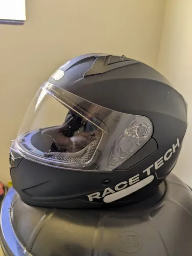 Capacete Racetech tamanho 60