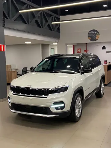 Jeep Commander Longitude T270 1.3 TB Flex AUT 2025