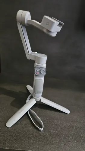 Gimbal Estabilizador para Celular Zhiyun Smooth Q3