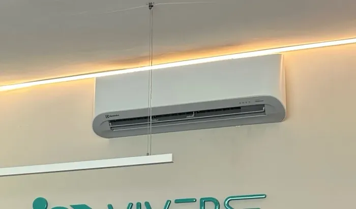VENDO AR CONDICIONADO 18.000 BTU inverter