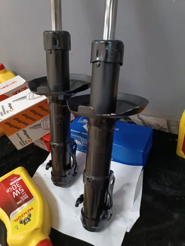 "" Super Promoção Mês Maio"" Amortecedor dianteiro Golf 95.. Valor 90,00 (cada)