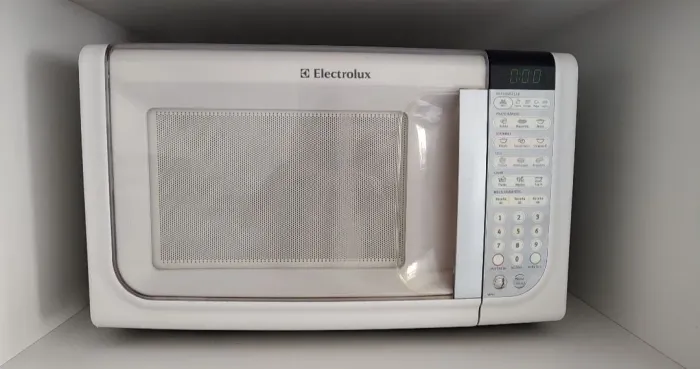 Microondas Electrolux 31L