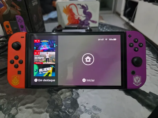 Nintendo Switch Oled - Scarlet/Violet Edition
