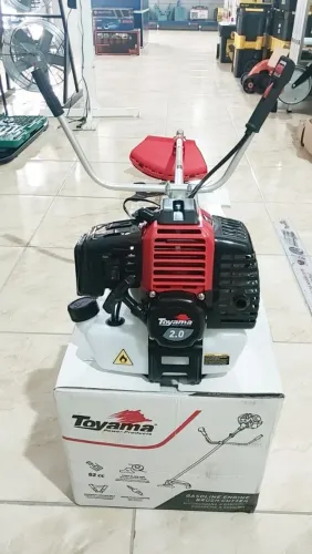 Roçadeira a gasolina RT55L 2.0hp 52cc Toyama (Nova)