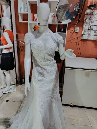 Vestido de noiva único dono