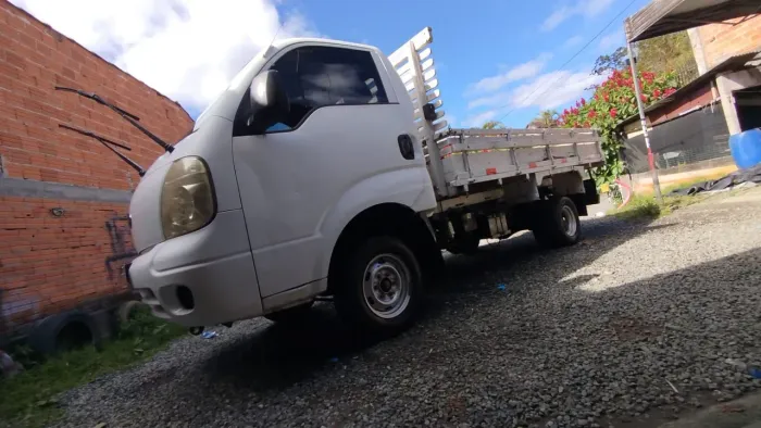 ? Kia Bongo em Ótimo Estado | Pronta para Trabalhar <br>
