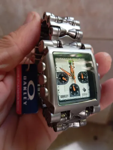 Relógio Minute Machine Funcional