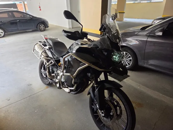 BMW F850 adventure Triple Black