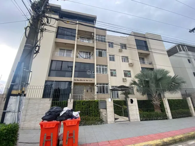 Apartamento 2 Quartos para Alugar no Abraão em Florianópolis com Garagem