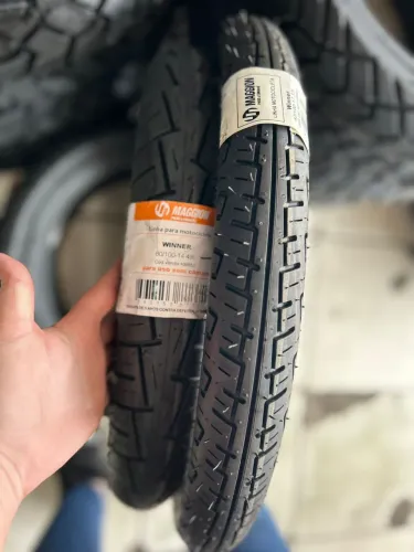 Par de pneus BIZ 80/100r14 + 60/100r17 SEM CÂMARA