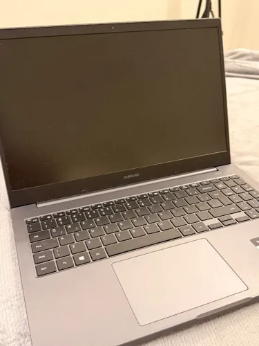 Samsung Book Core i5 (11ª Gen) | 8GB RAM | SSD 256GB NVMe - Impecável!