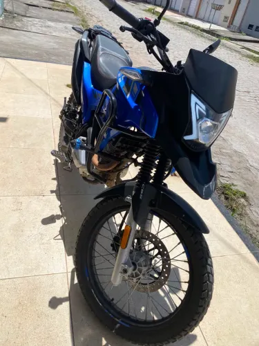 Moto Aveloz