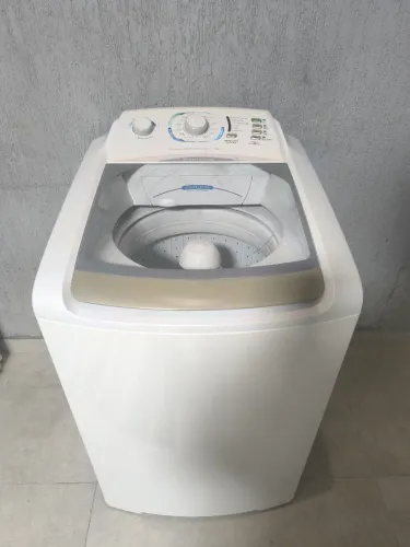 Máquina de lavar roupas 