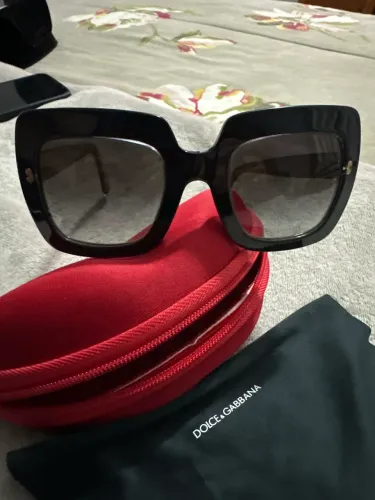 Óculos Escuros Dolce Gabana