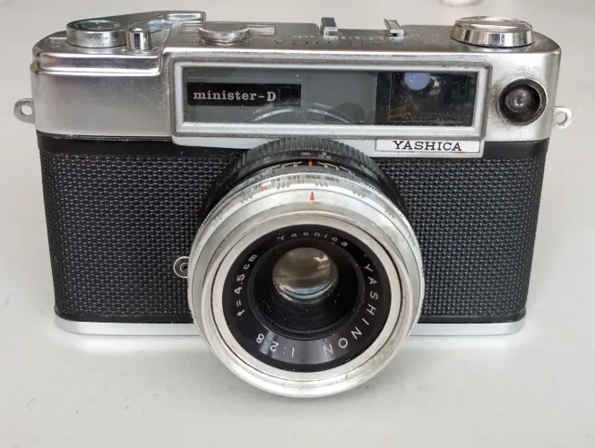 Camera Yashica
