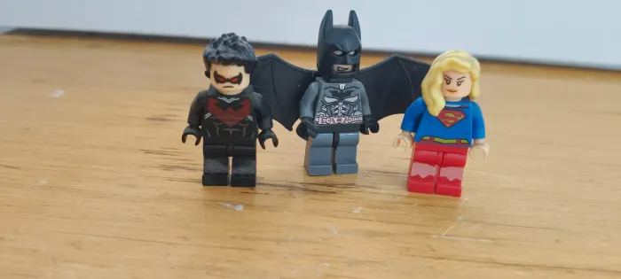 Lego super girl, Batman , asa noturna