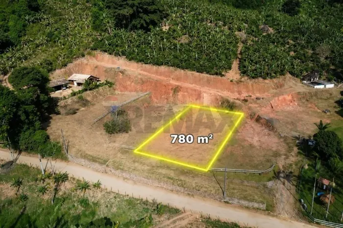 Chácara de 780 m² em São Caetano, Iconha, para lazer e descanso