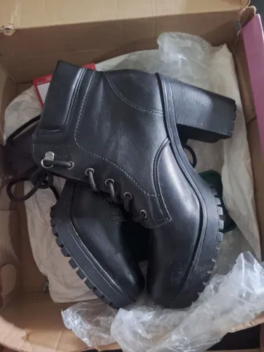 Bota preta viamarte